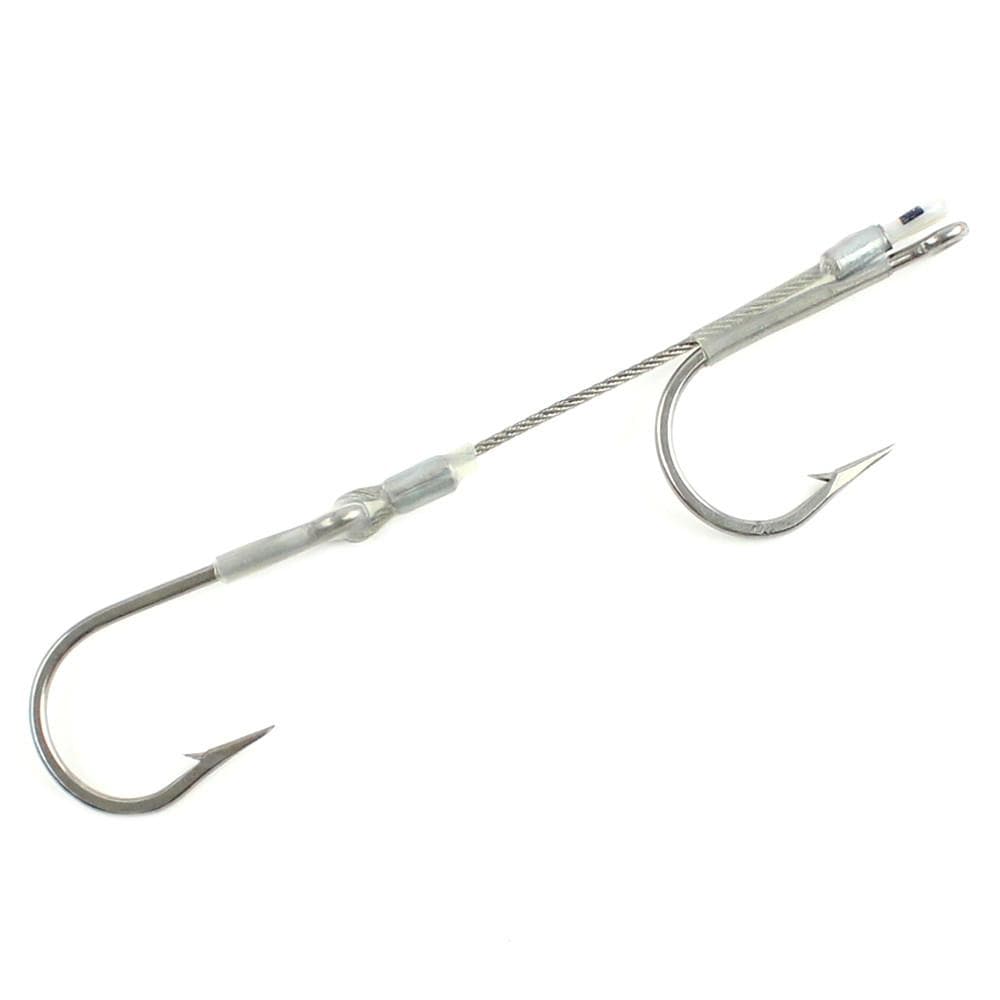 3 hooks over 2 hooks fishing Stiff Rig Hooksets 3-Pack Series_25 Saltiga Bait Casting Reel Best Length:14 foot (4 sections) and the silicone I